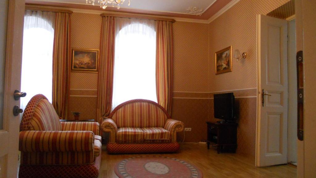 Old Town Apartments Лвив Стая снимка